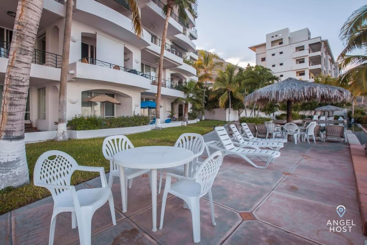 Вилла Private Oceanview Balcony & Infinity Pool Onsite Ла-Пас Экстерьер фото